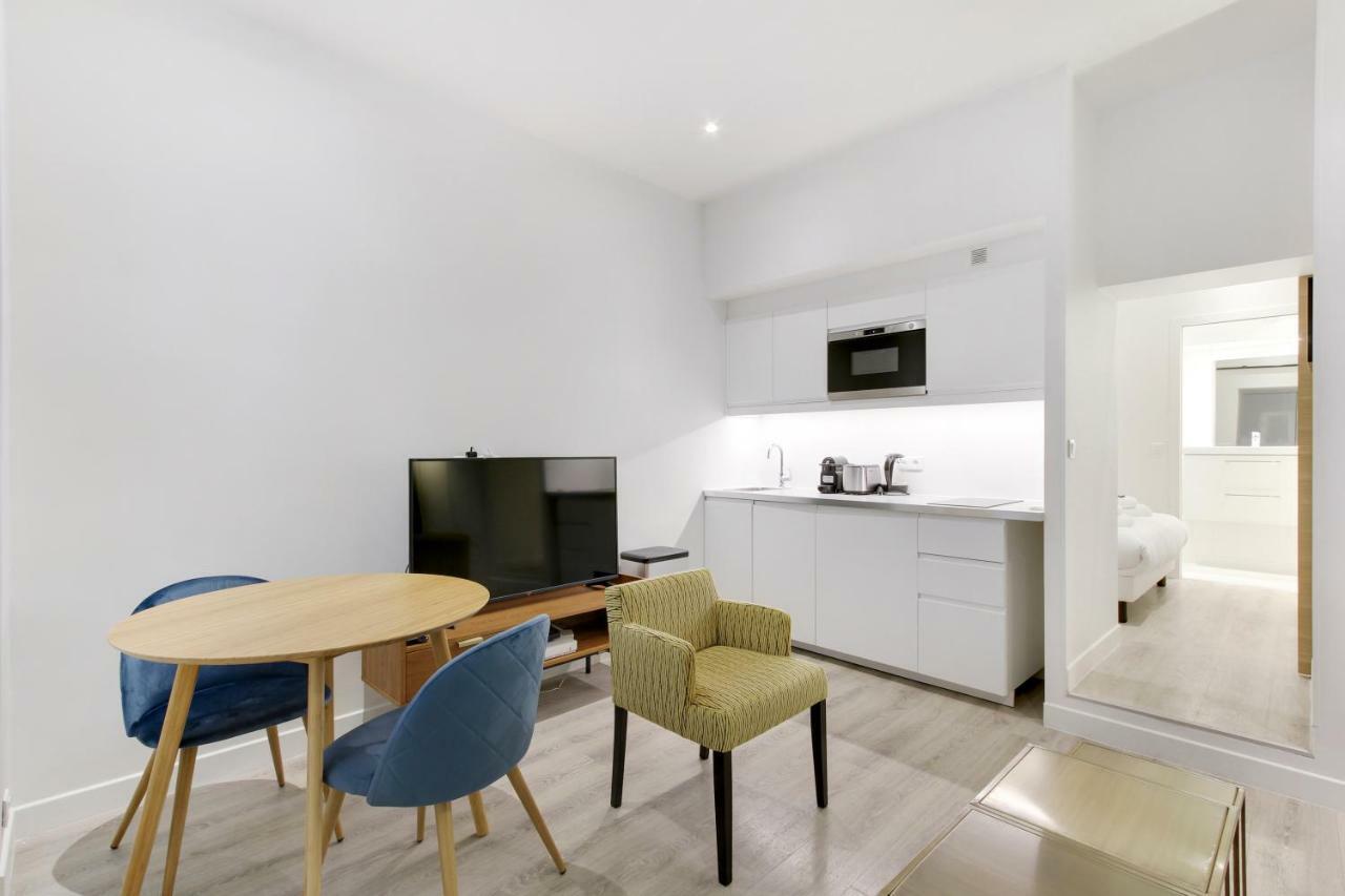 Pick A Flat'S Apartment In Batignolles - Passage Cardinet Paris Exteriör bild